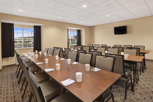 Microtel Inn & Suites by Wyndham Sayre image 10