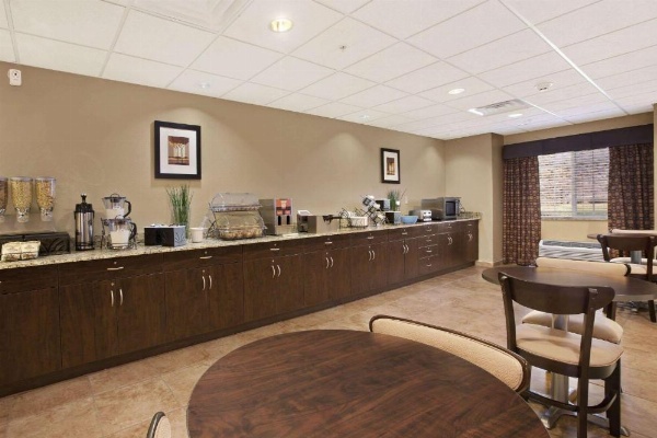 Microtel Inn & Suites by Wyndham Sayre image 11