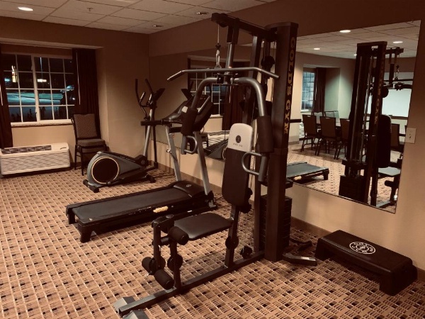 Microtel Inn & Suites by Wyndham Sayre image 18