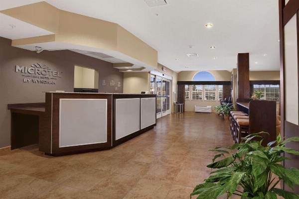 Microtel Inn & Suites by Wyndham Sayre image 6